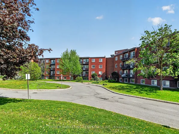 2044 Arrowsmith Dr #303A, Ottawa, ON K1J 7V8