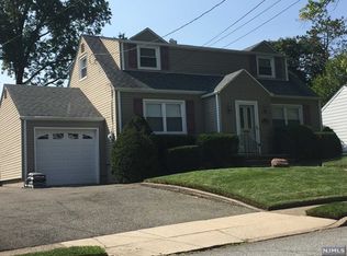 12-48 Fairclough Pl #1X, Fair Lawn, NJ 07410