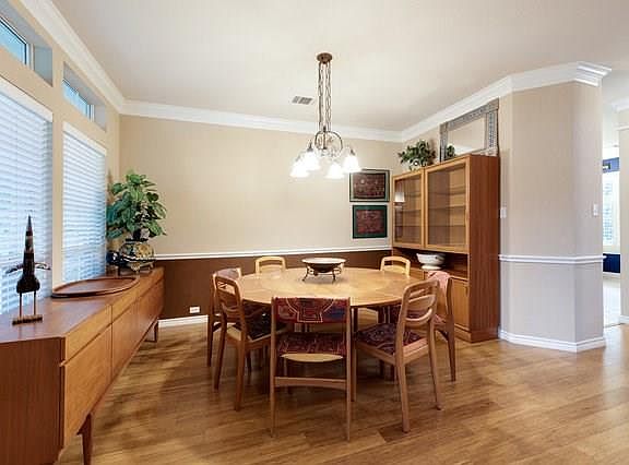 5th image of 616 S Lynnwood Trl