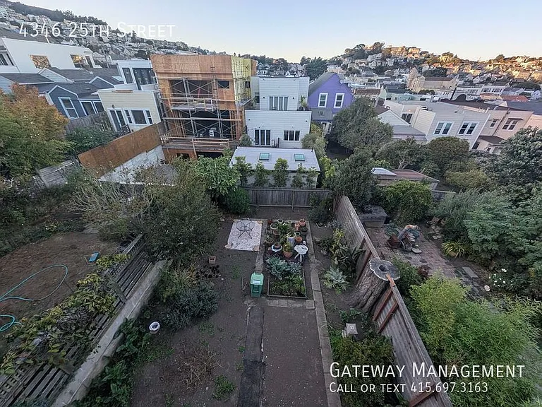 4346 25th St — Photo 9