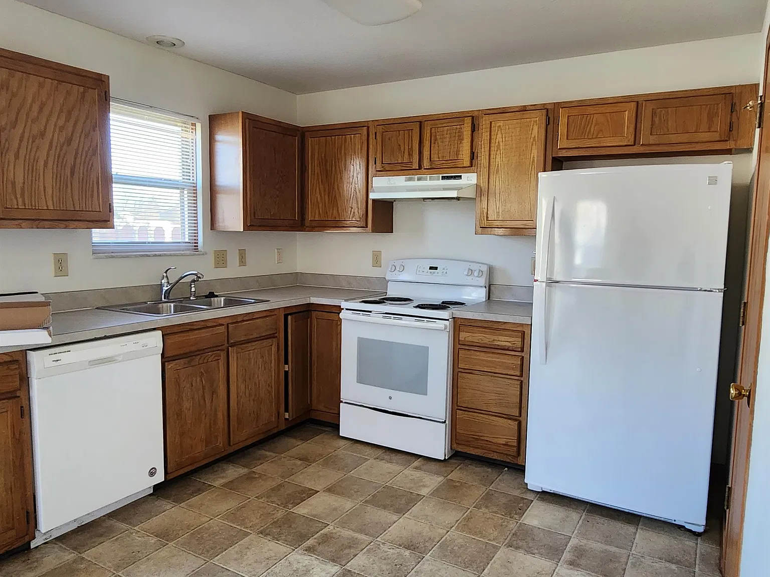 242 Richards Dr - 1 — Photo 4