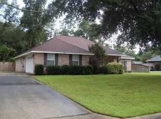 5456 Heatherton Rd, Milton, FL 32570