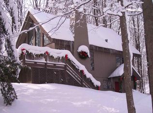 5320 Alphof Rd, Harbor Springs, MI 49740