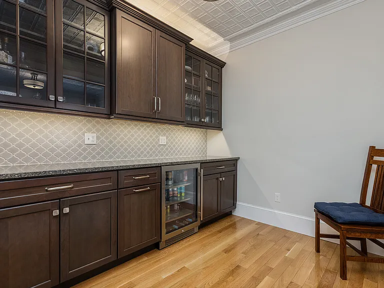 176 Beacon St #2 — Photo 10