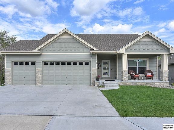 2nd image of 2803 N 189th St