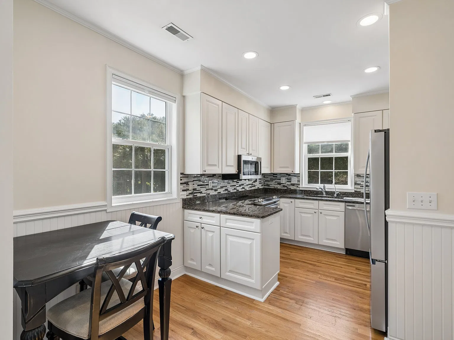 1513 Sea Palms Crescent — Photo 4