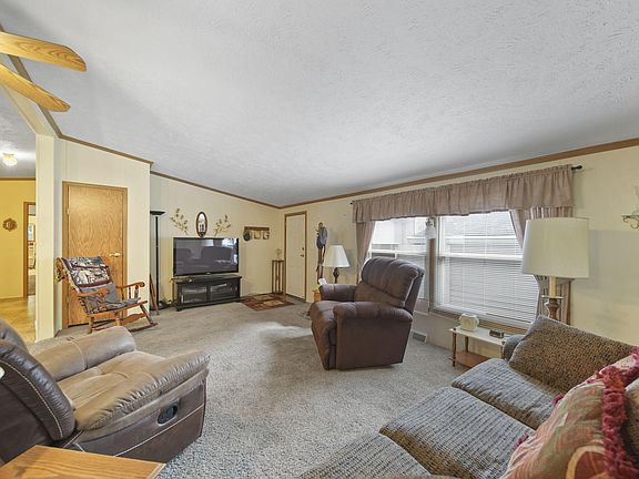 5th image of 805 Missouri River Dr