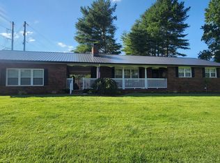 166 Brookview Dr, Manchester, KY 40962