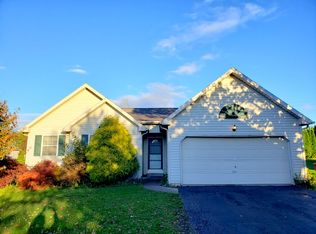 35 Crown Dr, Easton, PA 18040