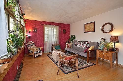 2nd image of 6428 N Garden Grove Ln