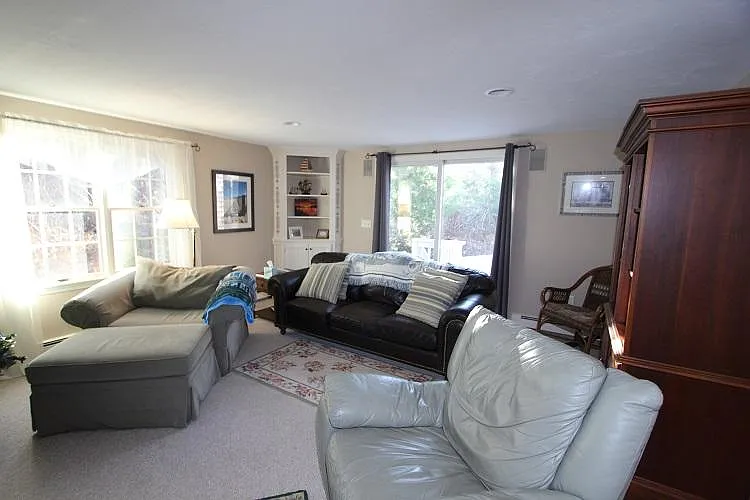18 Great Hill Rd — Photo 6