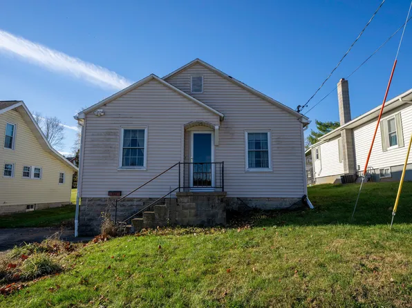 205 Paul St, Paoli, IN 47454