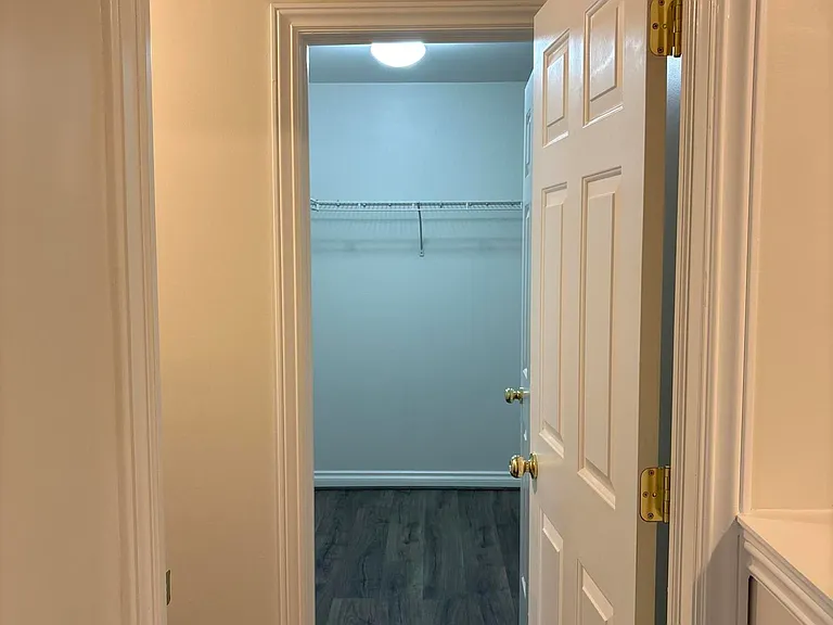 5722 Wellesley Ln — Photo 14