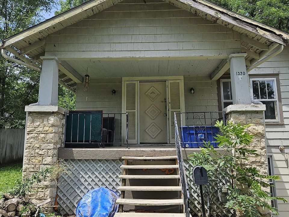 1st image of 1320 9th Ave