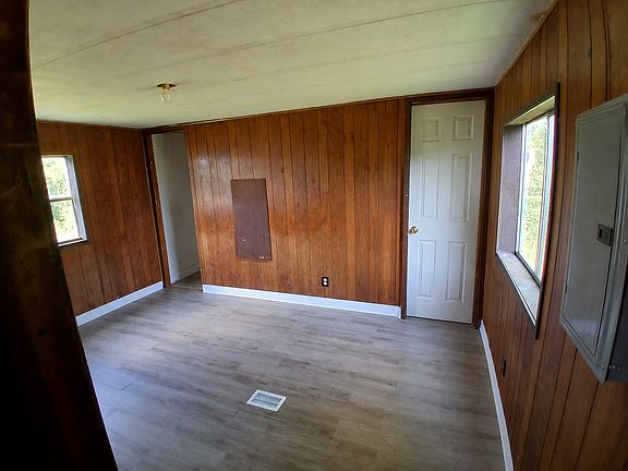 4th image of 1117 N State St #1117