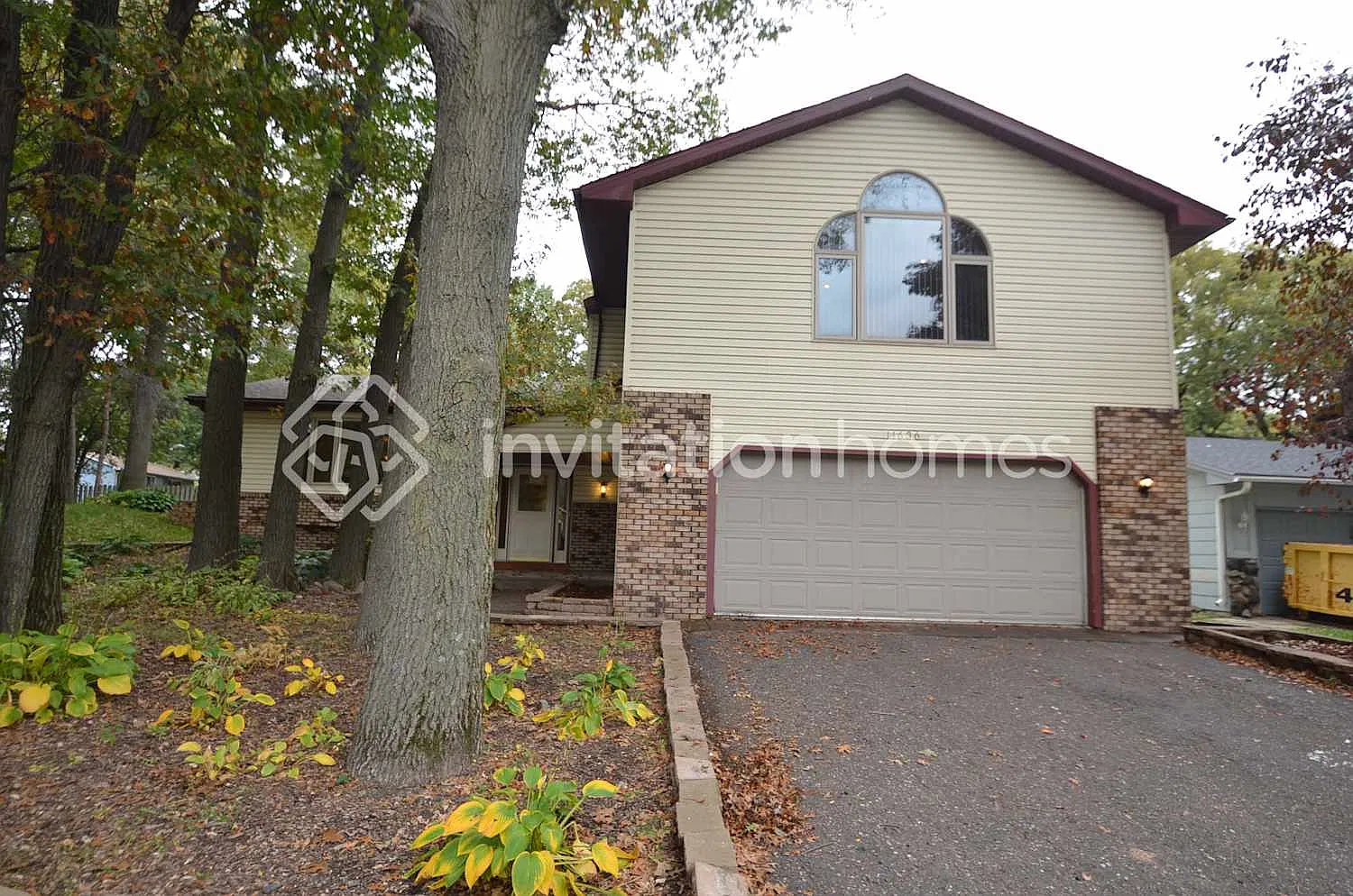 11636 Evergreen St NW Coon Rapids, MN 55448 — Photo 1