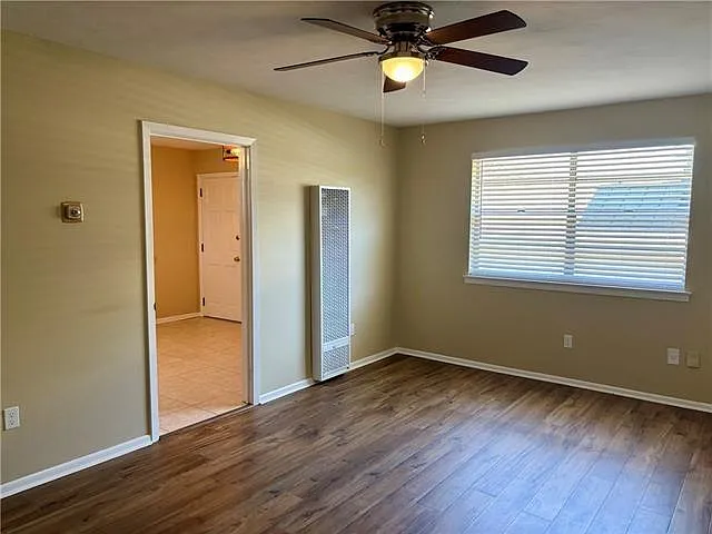 627 Jefferson Ave — Photo 7