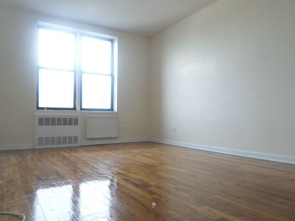 1st image of 1625 Rockaway Pkwy APT 5E