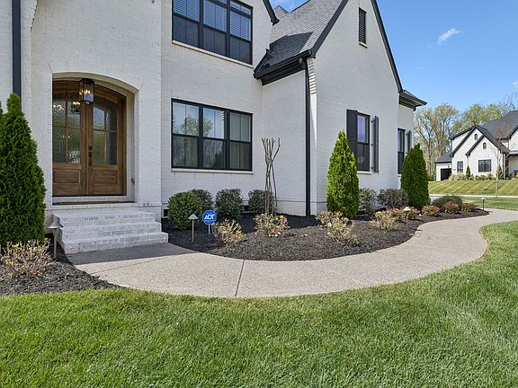 4th image of 4062 San Gabriel Ln