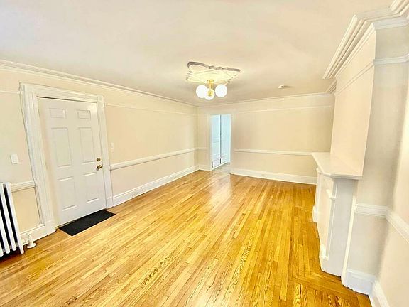 3rd image of 388 8th St APT 1