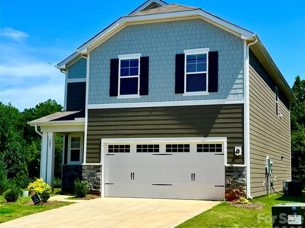 307 Bezelle Ave, York, SC 29745