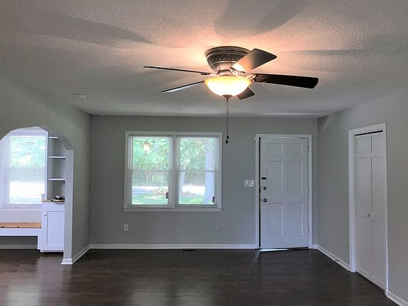 5th image of 104 Woodshire Dr