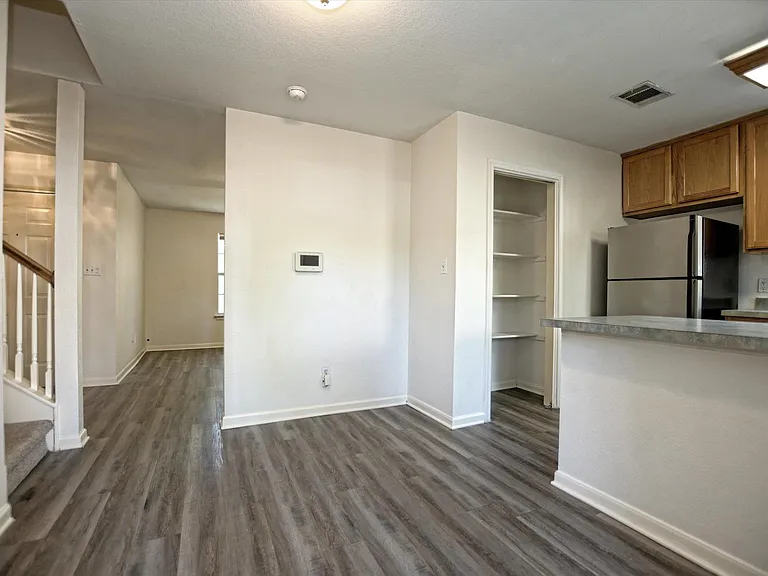 101 S Mockingbird Cir — Photo 3