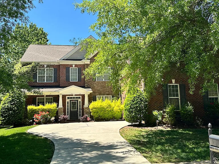 10110 Paxton Run Rd — Photo 5