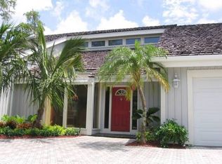 2888 Biarritz Dr, Palm Beach Gardens, FL 33410