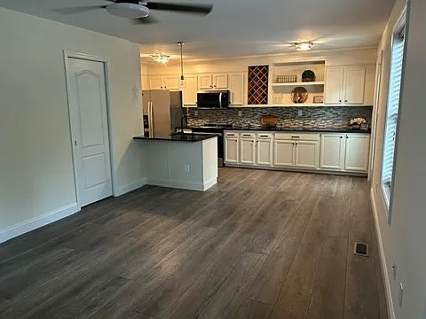 3 bed, 2.5 bath, 1497 sqft, $2,350 — Photo 4