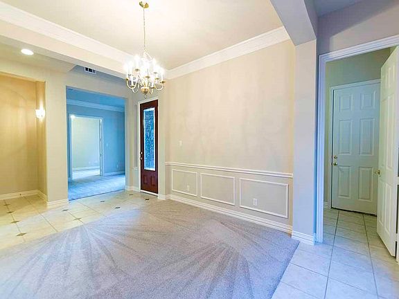 4th image of 2202 Graystone Ct