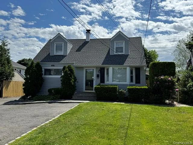 277 Jackson Ave — Photo 4