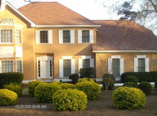 7275 Waters Edge Dr, Stone Mountain, GA
