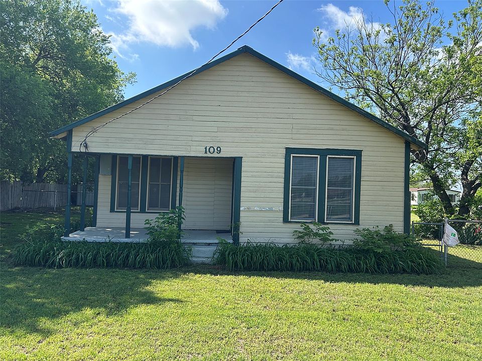 1st image of 109 Harrison Ave