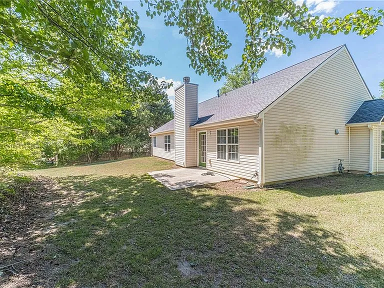 1617 Amhearst Walk Rd — Photo 37