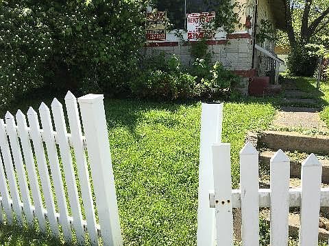 2nd image of 2531 E 18th St
