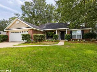 9601 Firethorn Dr, Mobile, AL 36695