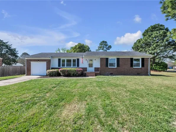 201 Dexter St E, Chesapeake, VA 23324