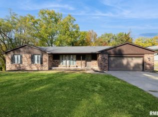 1111 33rd Ave, Moline, IL 61265