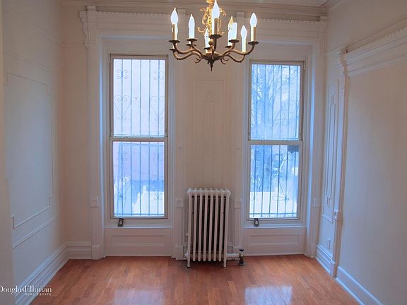 2nd image of 76 Van Buren St #2