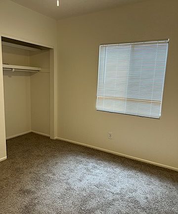 3rd image of 2610 N Edith Blvd Unit 2