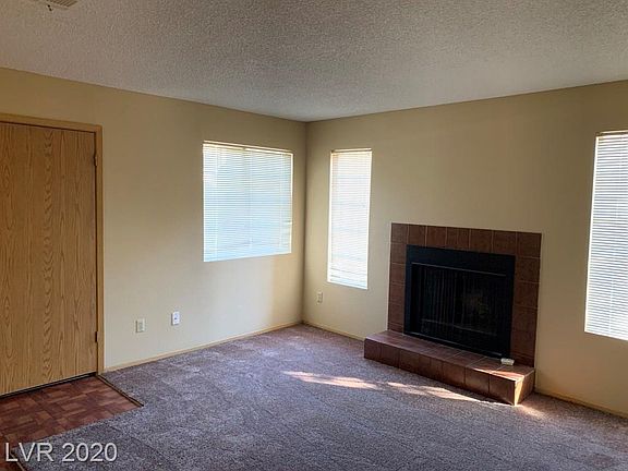 3rd image of 2722 Alicialynn Way APT A