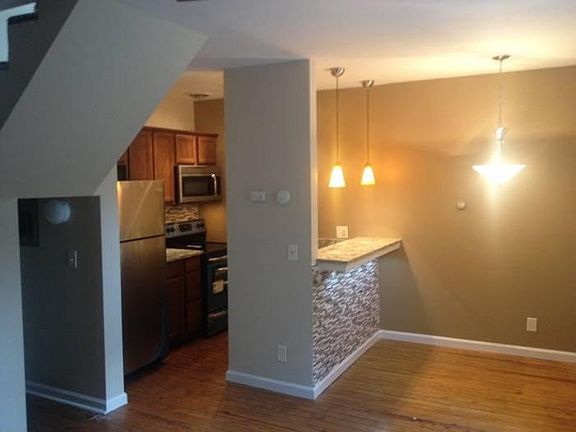 2nd image of 2605 Eden Ave