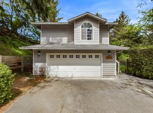 2609 Skyline Dr, Eureka, CA 95503