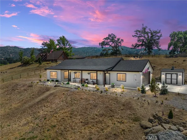 23601 Dart Dr, Tehachapi, CA 93561