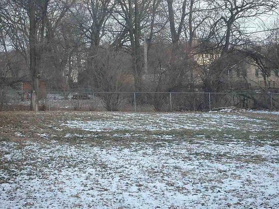 5th image of 510 Illinois Ave