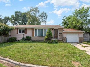 5 Brady Ct, Bay City, MI 48708