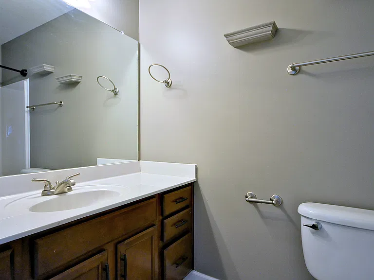 325 Sam Houston Cir — Photo 21
