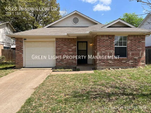 6828 Windwillow Dr, Fort Worth, TX 76137