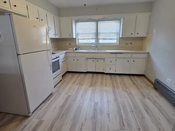 7536 W Lawrence Ave #2N, Harwood Heights, IL 60706